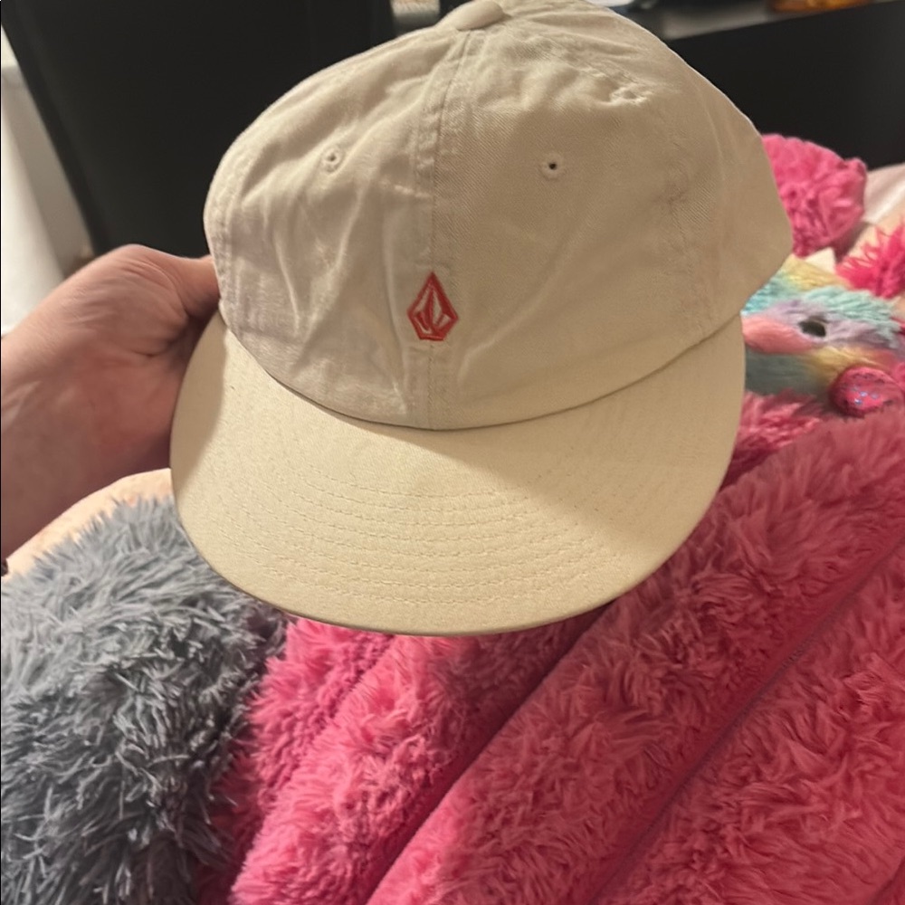 Volcom Cream and Red Hat Classic Style